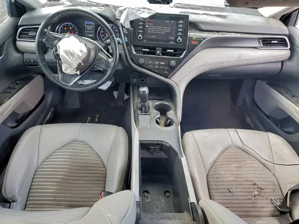 4T1G11AK4MU409372 2021 TOYOTA CAMRY - Image 8
