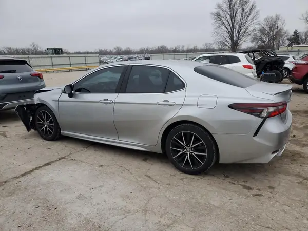 4T1G11AK4MU410117 2021 TOYOTA CAMRY - Image 2