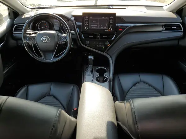 4T1G11AK4MU413275 2021 TOYOTA CAMRY - Image 8
