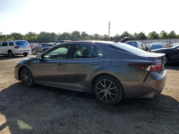 4T1G11AK4MU414894 2021 TOYOTA CAMRY - Image 2