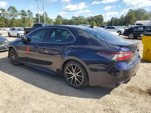 4T1G11AK4MU419545 2021 TOYOTA CAMRY - Image 2