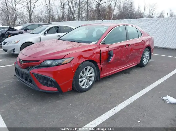 4T1G11AK4MU423529 2021 TOYOTA CAMRY - Image 2