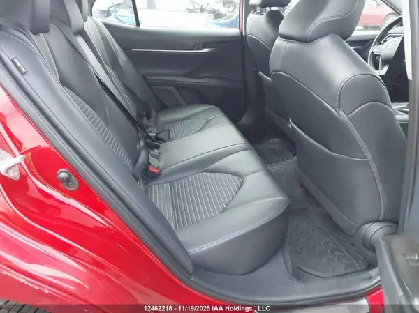 4T1G11AK4MU423529 2021 TOYOTA CAMRY - Image 8