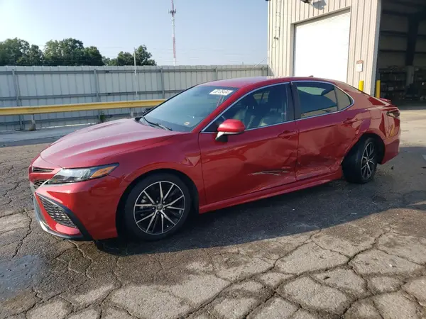 4T1G11AK4MU443280 2021 TOYOTA CAMRY - Image 1