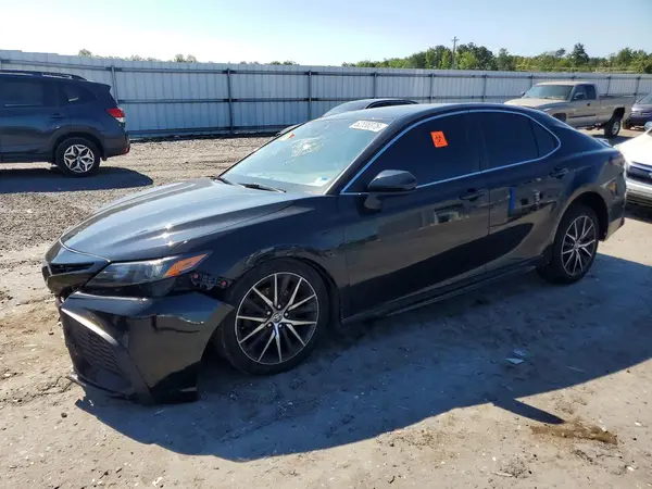 4T1G11AK4MU447569 2021 TOYOTA CAMRY - Image 1