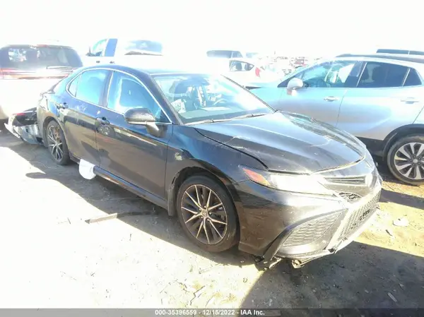4T1G11AK4MU449435 2021 TOYOTA CAMRY - Image 1