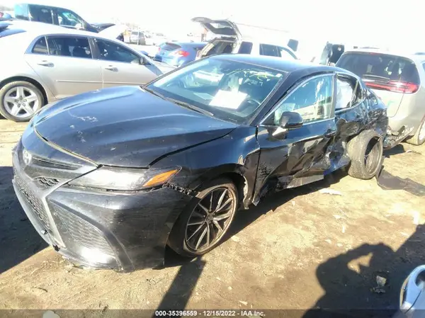 4T1G11AK4MU449435 2021 TOYOTA CAMRY - Image 2