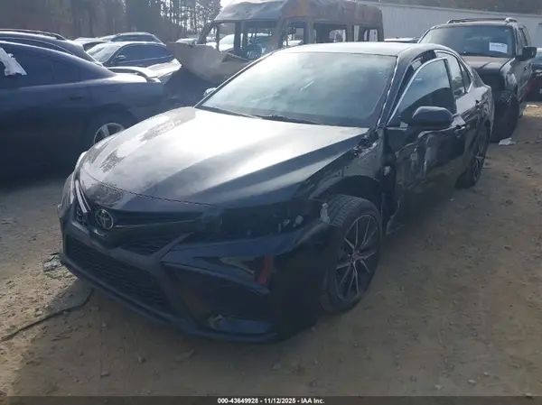 4T1G11AK4MU450181 2021 TOYOTA CAMRY - Image 2
