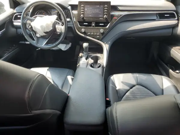 4T1G11AK4MU450844 2021 TOYOTA CAMRY - Image 8