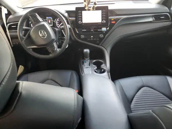 4T1G11AK4MU456093 2021 TOYOTA CAMRY - Image 8