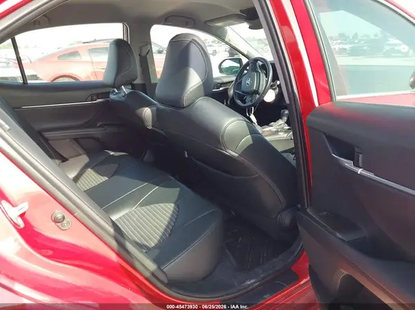 4T1G11AK4MU458443 2021 TOYOTA CAMRY - Image 8