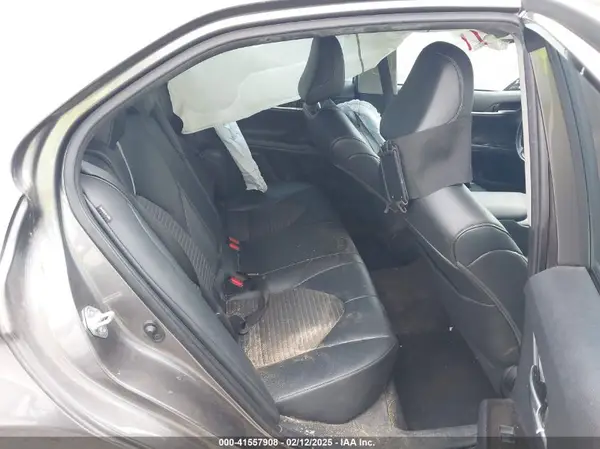 4T1G11AK4MU459186 2021 TOYOTA CAMRY - Image 8