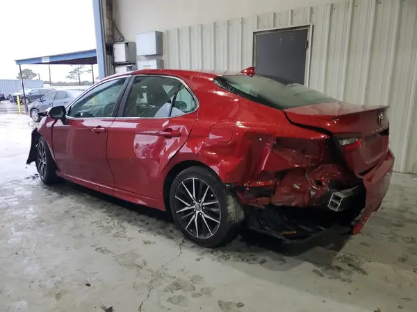 4T1G11AK4MU465800 2021 TOYOTA CAMRY - Image 2