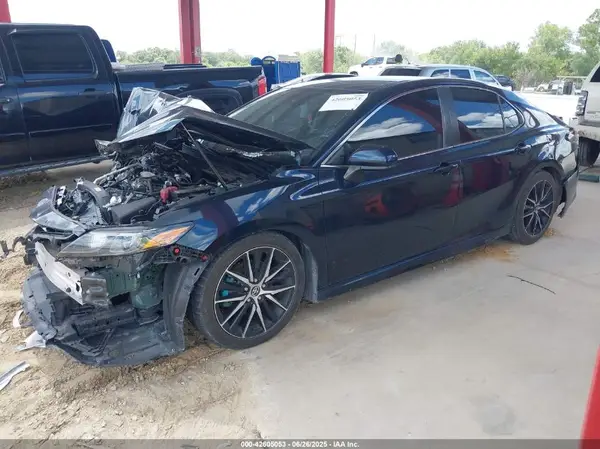 4T1G11AK4MU467112 2021 TOYOTA CAMRY - Image 2
