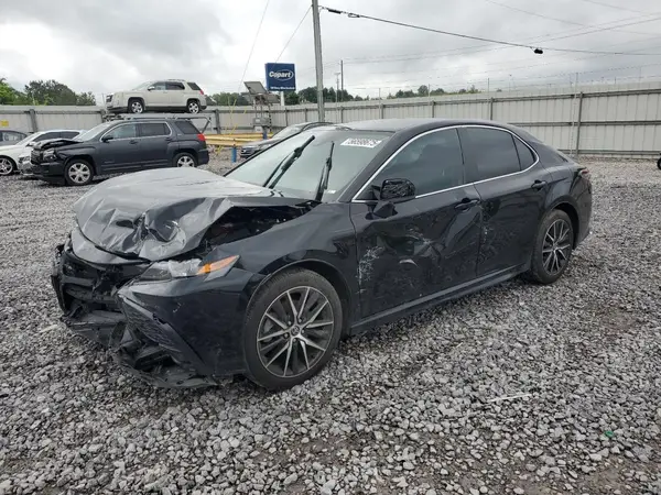 4T1G11AK4MU470740 2021 TOYOTA CAMRY - Image 1