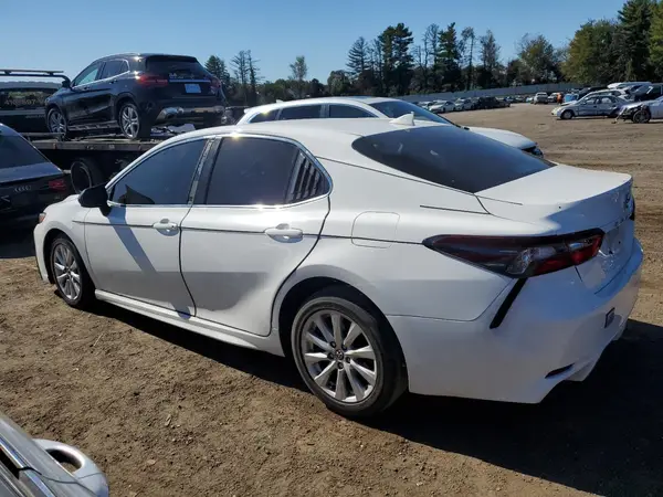 4T1G11AK4MU475534 2021 TOYOTA CAMRY - Image 2