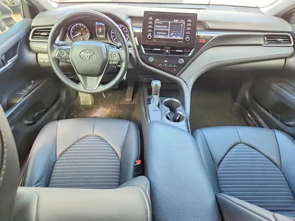 4T1G11AK4MU477817 2021 TOYOTA CAMRY - Image 8