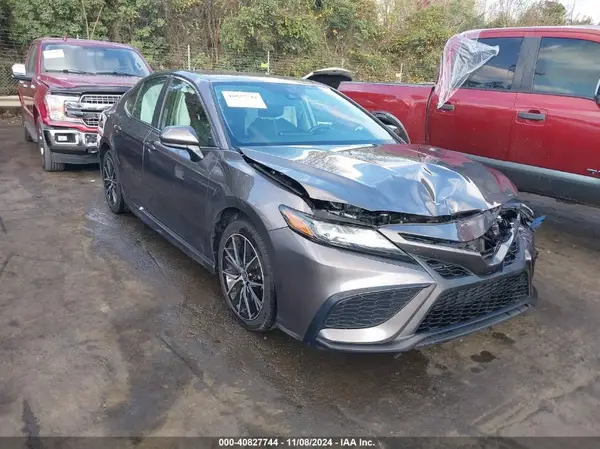 4T1G11AK4MU480345 2021 TOYOTA CAMRY - Image 1