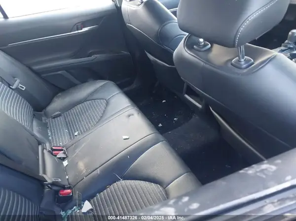 4T1G11AK4MU483214 2021 TOYOTA CAMRY - Image 8