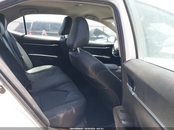 4T1G11AK4MU484475 2021 TOYOTA CAMRY - Image 8