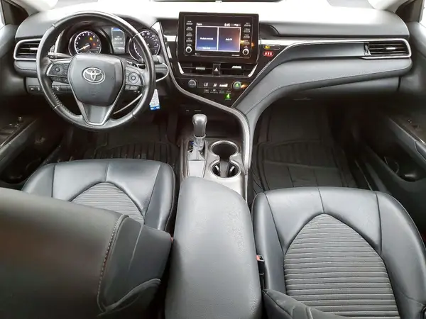 4T1G11AK4MU484928 2021 TOYOTA CAMRY - Image 8