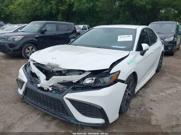 4T1G11AK4MU486193 2021 TOYOTA CAMRY - Image 2