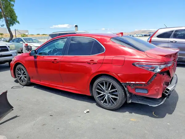 4T1G11AK4MU489157 2021 TOYOTA CAMRY - Image 2