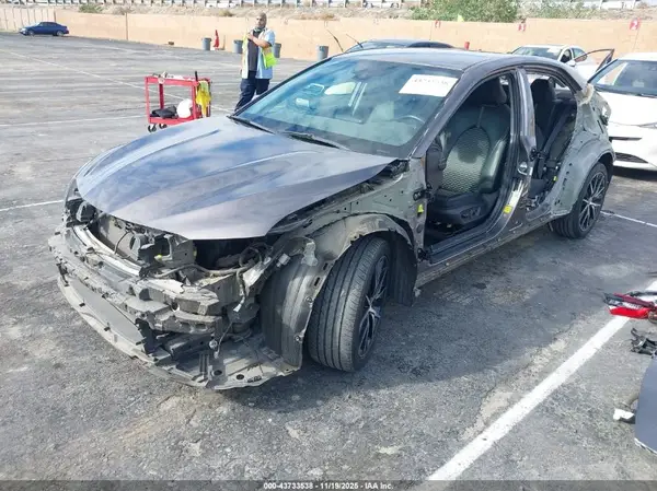4T1G11AK4MU496402 2021 TOYOTA CAMRY - Image 2