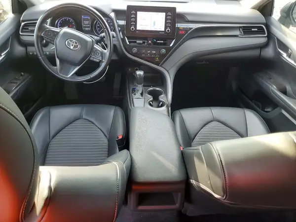 4T1G11AK4MU513974 2021 TOYOTA CAMRY - Image 8