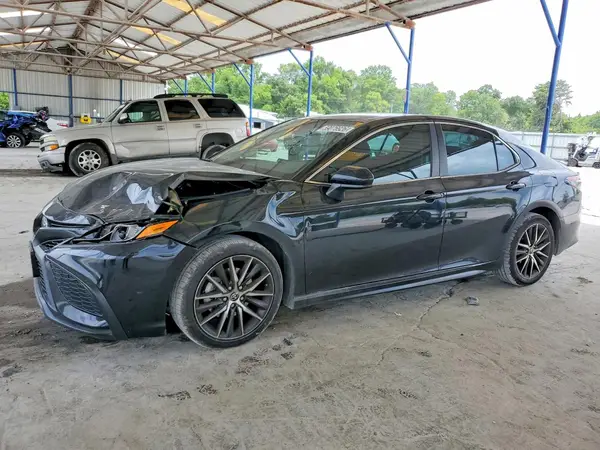 4T1G11AK4MU514686 2021 TOYOTA CAMRY - Image 1