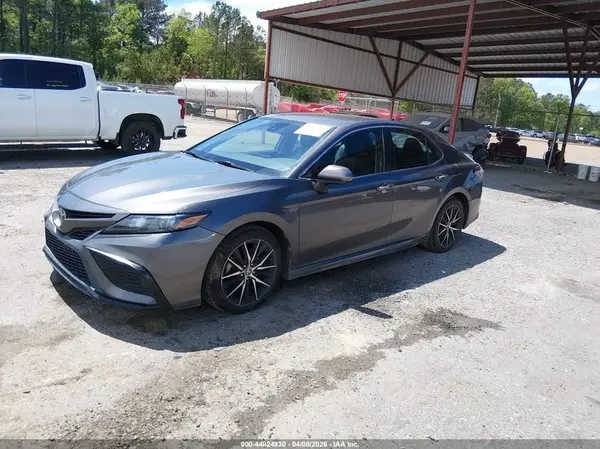 4T1G11AK4MU516003 2021 TOYOTA CAMRY - Image 2