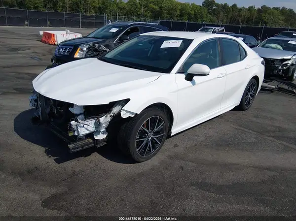 4T1G11AK4MU516499 2021 TOYOTA CAMRY - Image 2