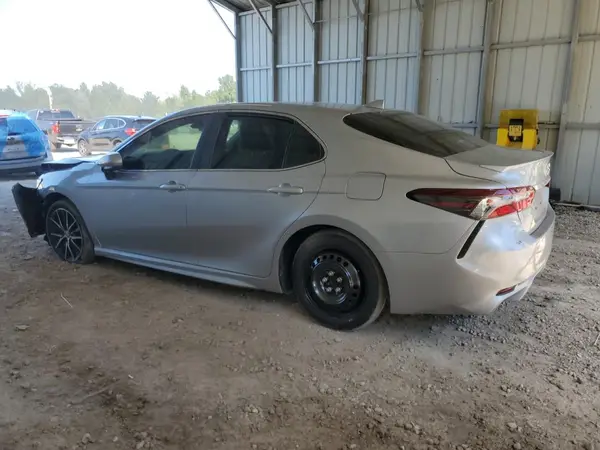 4T1G11AK4MU520231 2021 TOYOTA CAMRY - Image 2