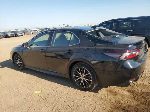 4T1G11AK4MU524862 2021 TOYOTA CAMRY - Image 2