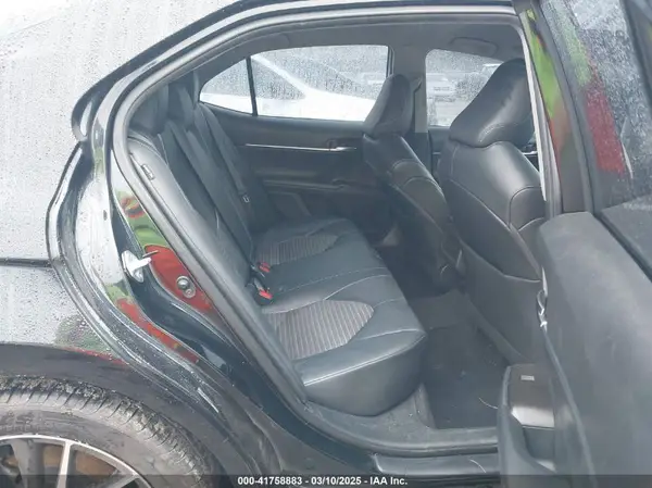 4T1G11AK4MU529544 2021 TOYOTA CAMRY - Image 8