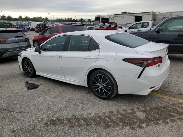 4T1G11AK4MU534680 2021 TOYOTA CAMRY - Image 2