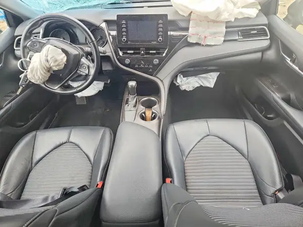 4T1G11AK4MU540737 2021 TOYOTA CAMRY - Image 8