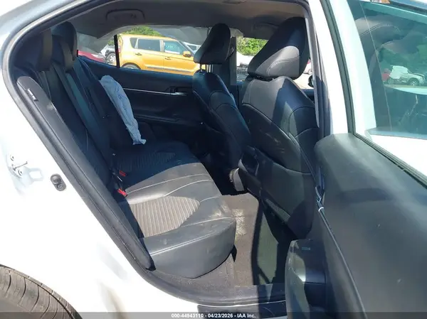 4T1G11AK4MU541046 2021 TOYOTA CAMRY - Image 8