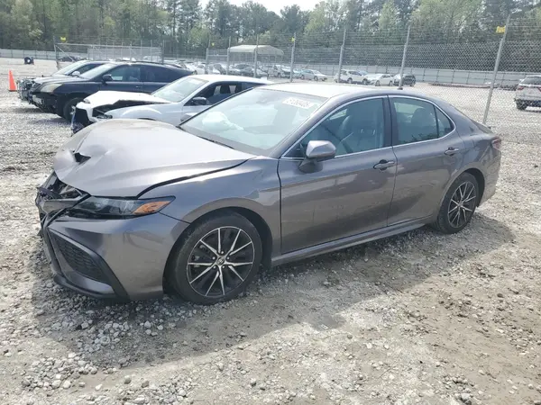 4T1G11AK4MU541936 2021 TOYOTA CAMRY - Image 1