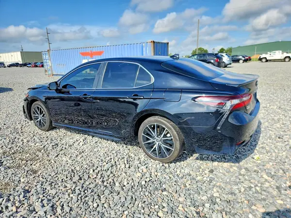 4T1G11AK4MU552497 2021 TOYOTA CAMRY - Image 2