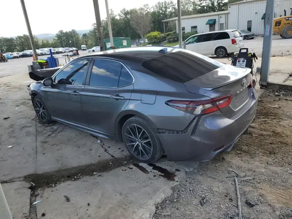 4T1G11AK4MU555903 2021 TOYOTA CAMRY - Image 2