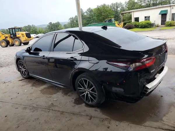 4T1G11AK4MU556193 2021 TOYOTA CAMRY - Image 2