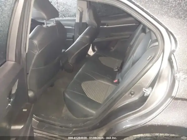 4T1G11AK4MU562009 2021 TOYOTA CAMRY - Image 8