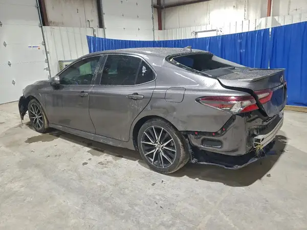4T1G11AK4MU567369 2021 TOYOTA CAMRY - Image 2