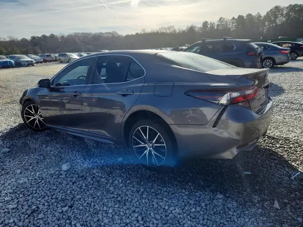 4T1G11AK4MU572023 2021 TOYOTA CAMRY - Image 2