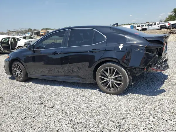 4T1G11AK4MU572832 2021 TOYOTA CAMRY - Image 2