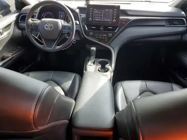 4T1G11AK4MU576718 2021 TOYOTA CAMRY - Image 8