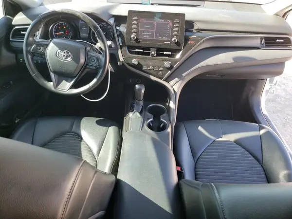 4T1G11AK4MU579716 2021 TOYOTA CAMRY - Image 8