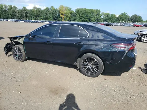 4T1G11AK4MU586181 2021 TOYOTA CAMRY - Image 2