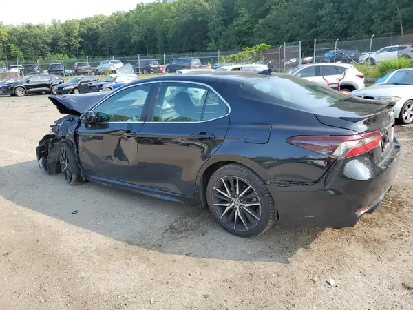 4T1G11AK4MU586214 2021 TOYOTA CAMRY - Image 2